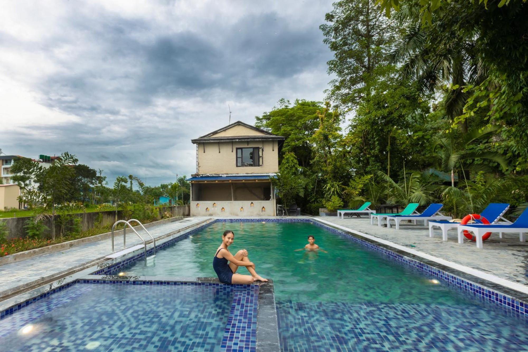 Hotel Parkside & Swimming Pool-Between Greenery And Azure ,Your Perfect Retreat จิตวัน ภายนอก รูปภาพ