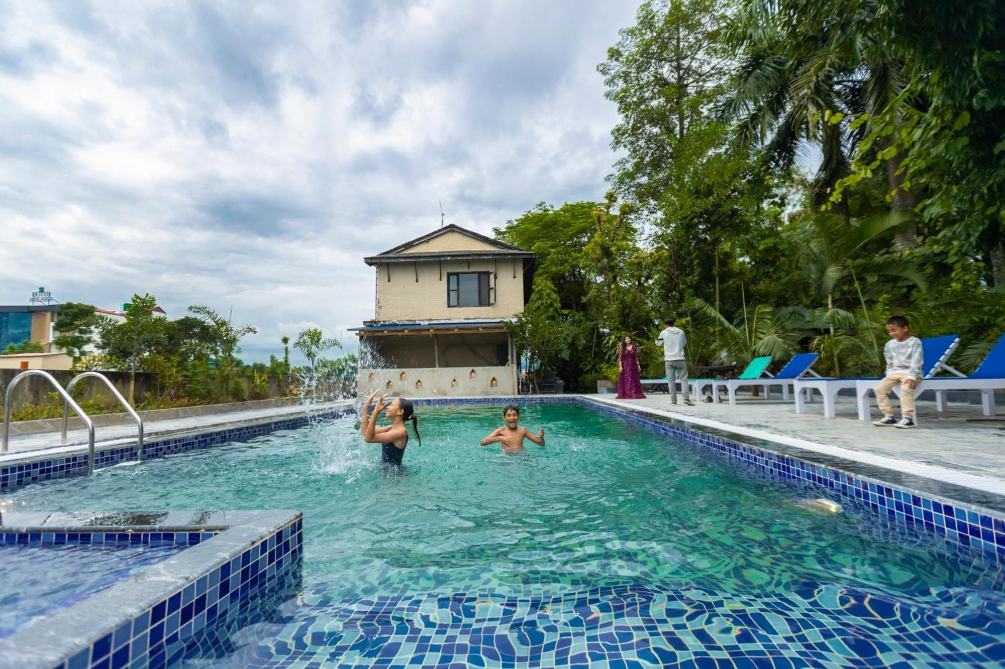 Hotel Parkside & Swimming Pool-Between Greenery And Azure ,Your Perfect Retreat จิตวัน ภายนอก รูปภาพ